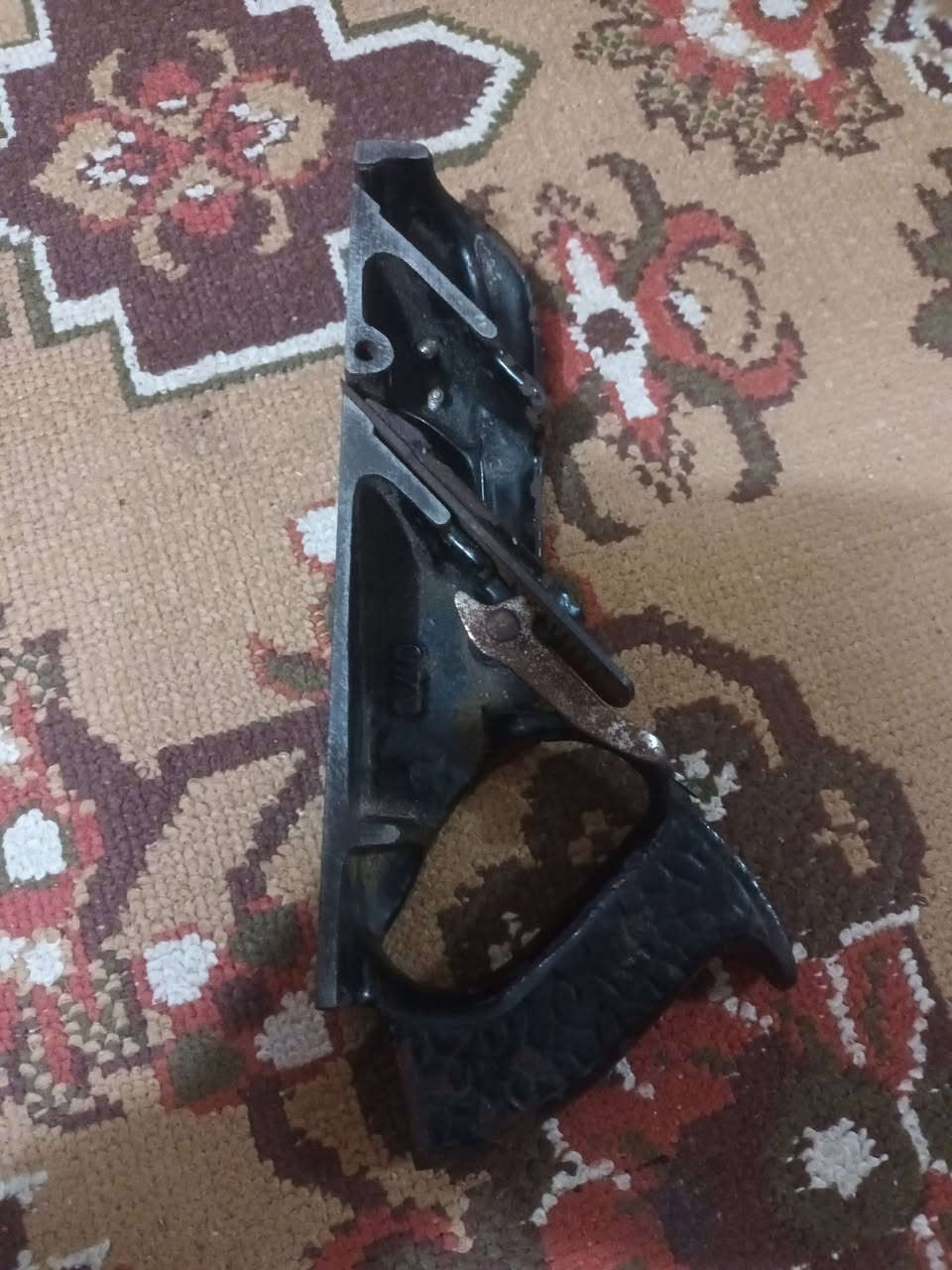 من رخصة الادمن المحترم رندة ام جنبين نظيفة حيل ما بيه لحيم او فطر توصيل موجود الاتصال على ***********
