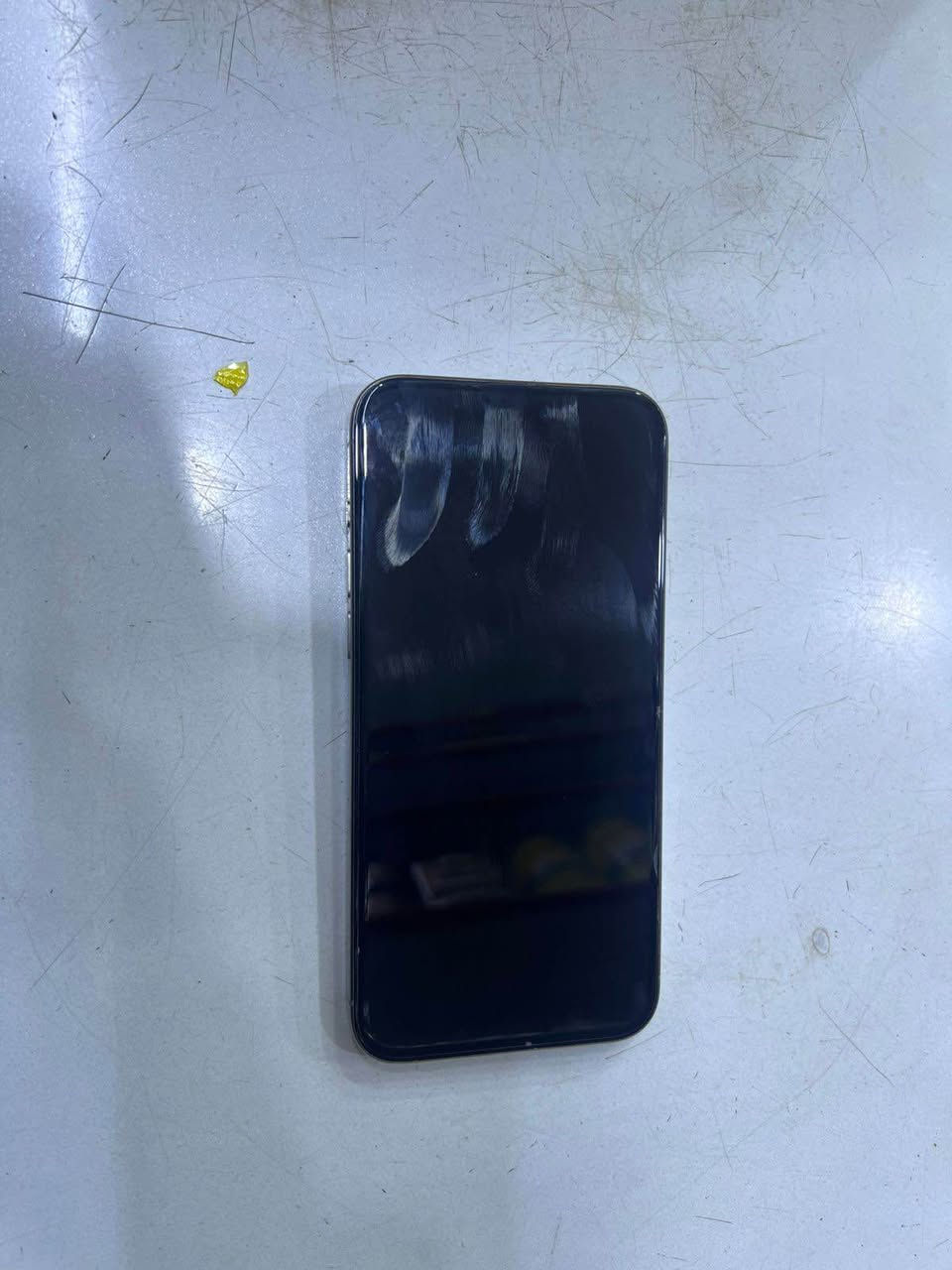 سلام عليكم ايفون 15برو ماكس نضافه 100/100مكفول من كلشي  شرق اوسط بطاريه 88 /(***********) عمارة, ميسان
