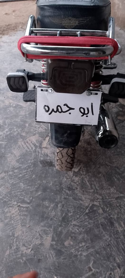 دراجه البيع موديل 25 كهربائيات كامله محرك مامفتوح كله شغل واليحب يتصل *********** المكان ديالى الخالص  والسعر 700 وبي مجال
