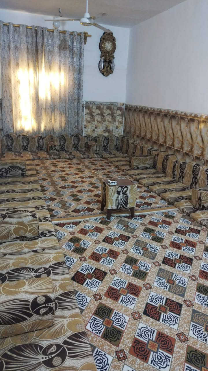 ***********
#اللهم صل على محمد وال محمد بيت للبيع زراعي المكان بل #نزله مال سيد خضير المساحه 220 #السعر35 وبيه مجال  #فرع الصوره متكون 3غرف ومطبخ صاله #كبيره ساحة كراج #ودرج وبيتونه البناء بلوك السكف عكاده #مخمر وسراميك #ارضي وجداري وصحيات خارجيه وداخليه #وتوجد خدمات #ماء+#كهرباء+#عياده +#وصيدليات+#وافران #ومدارس #متوسطه وبتدائيه نت ضوء شارع سبيس مجاري  وجاهز #لسكن على هذا الرقم***********#ورجان لموشراي #لايراسل_ولايخابر
