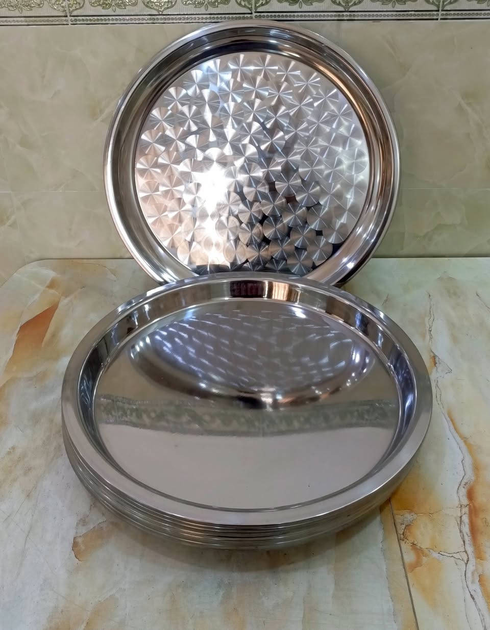 سلام عليكم 
اللهم صل على محمد وال محمد 
وصول صواني اوربي  ستيل وزن ثقيل درجة اولى  
كبير ووسط 
قياس الكبير 60 سم الوزن كيلو ونص كيلوين  اله ربع سعر 8
قياس الوسط 50سم الوزن كيلوا سعر 5

باقي الصور على قناة التليكرام 👇👇👇
https://t.me/+ro5NT0GIM3VhZDRi

رابط حساب البث تيك توك 👇👇
https://www.tiktok.com/@s_2uss?_t=ZS-8zblDG8PTs7&_r=1

@إشارة 
#متوفر توصيل كافه المحافظات 
#العنوان ديوانيه قضاء البدير حي الانتفاضه مقابل مولده محمد ابو مرام.


**إذا كنت صاحب هذا الإعلان وتريد حذفه لأي سبب، رجاءا أرسل رسالة إلى الدعم الفني**