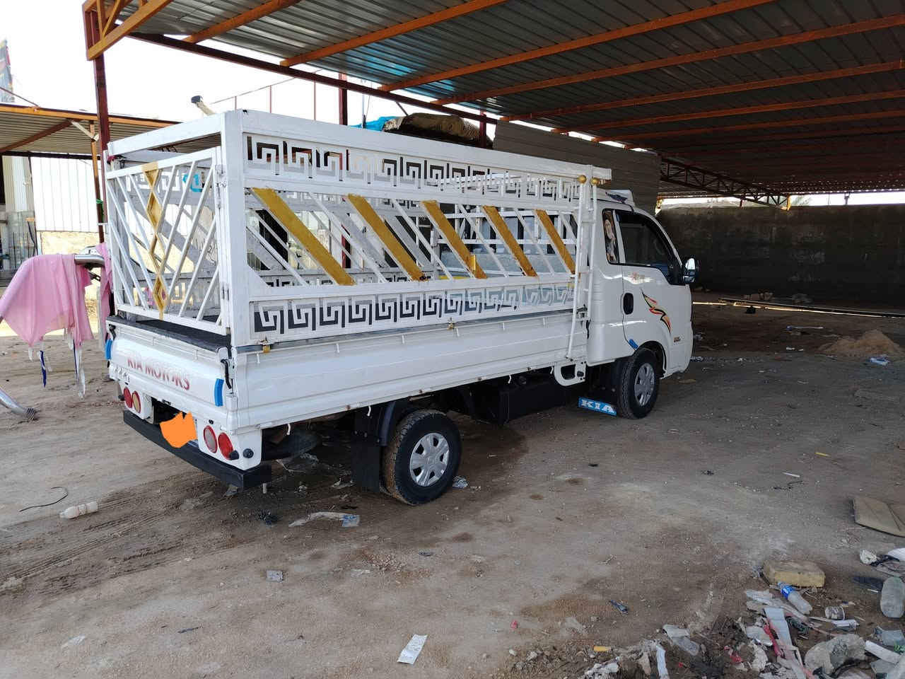 السلام عليكم سياره للبيع موديل  2016 كفاله عامه مكينه شرط سنويه 2029 تحويل ثاني يوم تبريد شغال  حداديه جديده تخم تاير جديد  للستفسار ع رقم 📱 ***********
