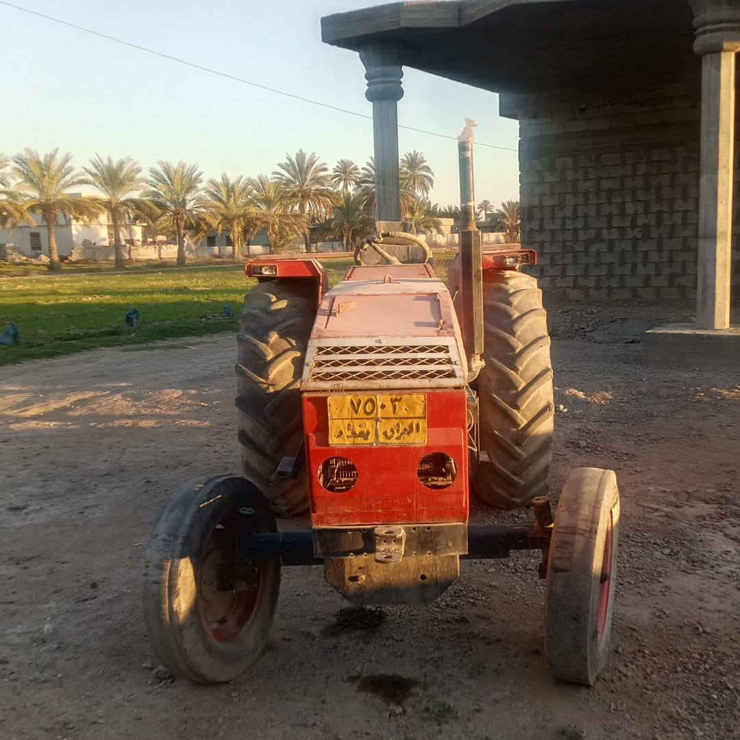 البيع عنتر 80مكفوله محرك وكير وكسن تايرات نص عمر سعر 4500 المكان بغداد تاجي ***********
