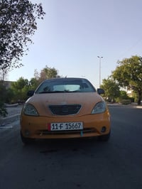 سياره طيبه للبيع 2015 تبريد ثلج حماوه ربع بسمي بيها نواقص قليله 33وبيه...