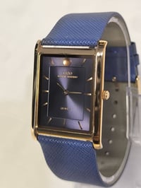 ابسو اصلي • مينا بنفسجي • قطر ٣٢