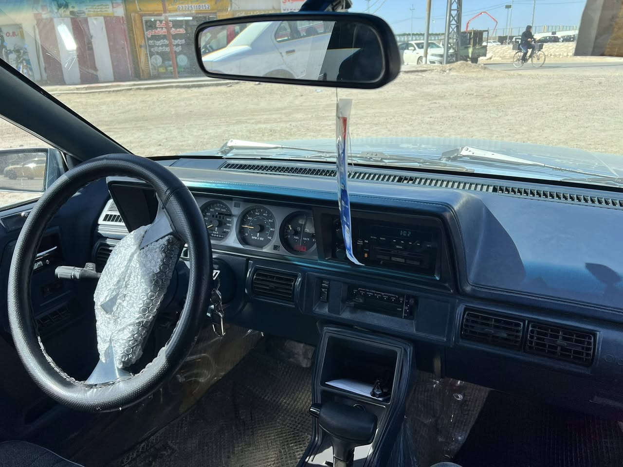 سيارة اولدز موبيل على وضع الشركة سبير ما نازل موديل ١٩٩٠ رقم بغداد الدولي الجديد السنوية لغاية ٢٠٢٩السيارة باسمي تحويل ثاني يوم هزة جديدة مصبوغة عام للجمالية مكفولة من الضربة والبارد شرط تبريد ثلج وتدفئة كلشي بيهة شغال مكينة وكير البلاديات تخم تاير جديد كلشي بيهة موجود من غراض الشركة حتة السويج الاحتياط السعر ٩٠ ورقة وبيهة مجال بسيط مكانهة بابل الاسكندرية للاستفسار على الرقم ***********
