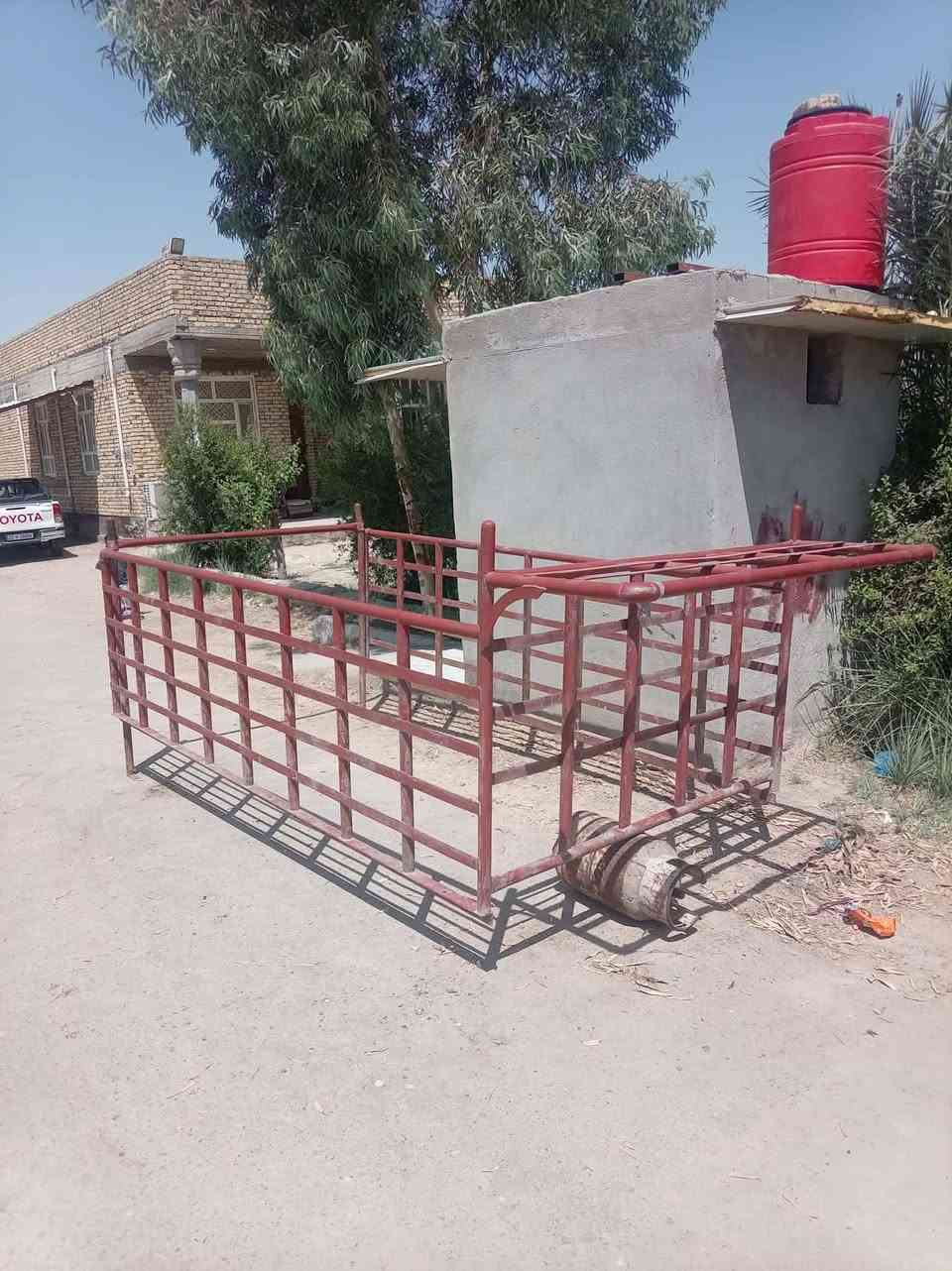 محجر كيه فحل للبيع بوري مغلون وجديدة ونظيف السعر 450 مكان ديوانيه رقم الهاتف 
‏‪***********‬‏
