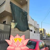 للبيع دار طابق ونص المساحه 100م في مزارع الحدباء بلقرب من جامع التواب ...