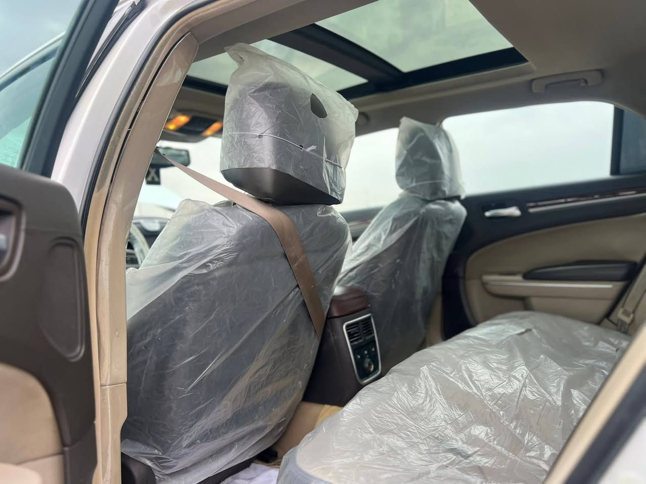 ٢٠١٤ اصل فول مواصفات كصه جنطه عمل باجات ميه بلميه شرط متعرفها مكصوصه داخل خارج جيس كيرمحرك كارتون 
السعر ٦٥ بيها مجال قليل هاتف ***********
