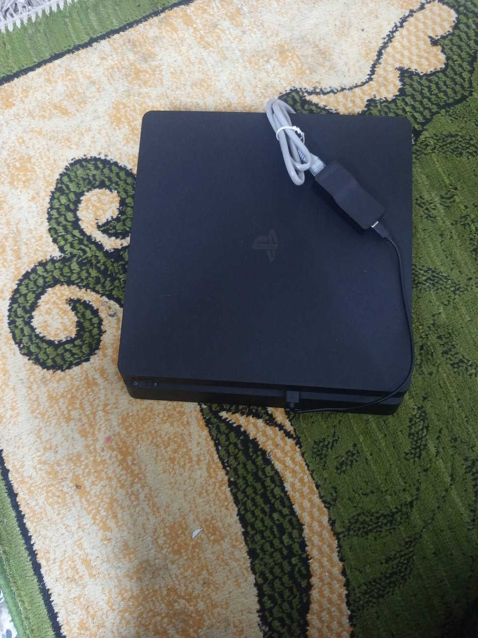 السلام عليكم PS4 سلم مهكر نظام 11 الهارد نص تيره ويا 6 العاب  ويا ثنين يدات وحده الحمره اصلية والثانية العسكرية تجارية ويا HD و واير البلي ويا كامل ملحقات و البلي ما مفتوح استعمال قليل
السعر 300 الف وبي مجال  الرقم *********** و موجود واتساب المكان بغداد الدولعي
السلام عليكم PS4 سلم مهكر نظام 11 الهارد نص تيره ويا 6 العاب  ويا ثنين يدات وحده الحمره اصلية والثانية العسكرية تجارية ويا HD و واير البلي ويا كامل ملحقات و البلي ما مفتوح استعمال قليل
