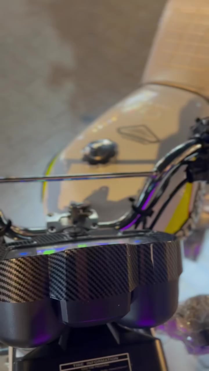 دراجه ابراني سيفان صارلها شهرين نازله من الوكيل
سعرها 850 عنواني زعفرانيه ***********
