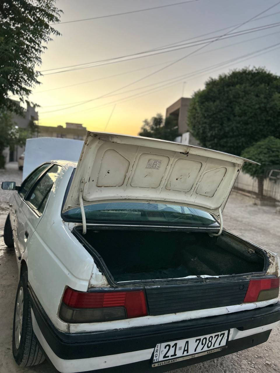 بیجۆی ڕەوا مۆدێل 2010 ڕەقەم سلێمانی سەنەوی تازەیە هاتا 2030 سەیارەیاکی جوانو بێ کێشەیە  تەبریتی ساردو گەرمی بەشەرت  چوار تایەی تازەی لەژێرایە  کامل مەسرەفی کراوە *********** السليمانية, العراق
