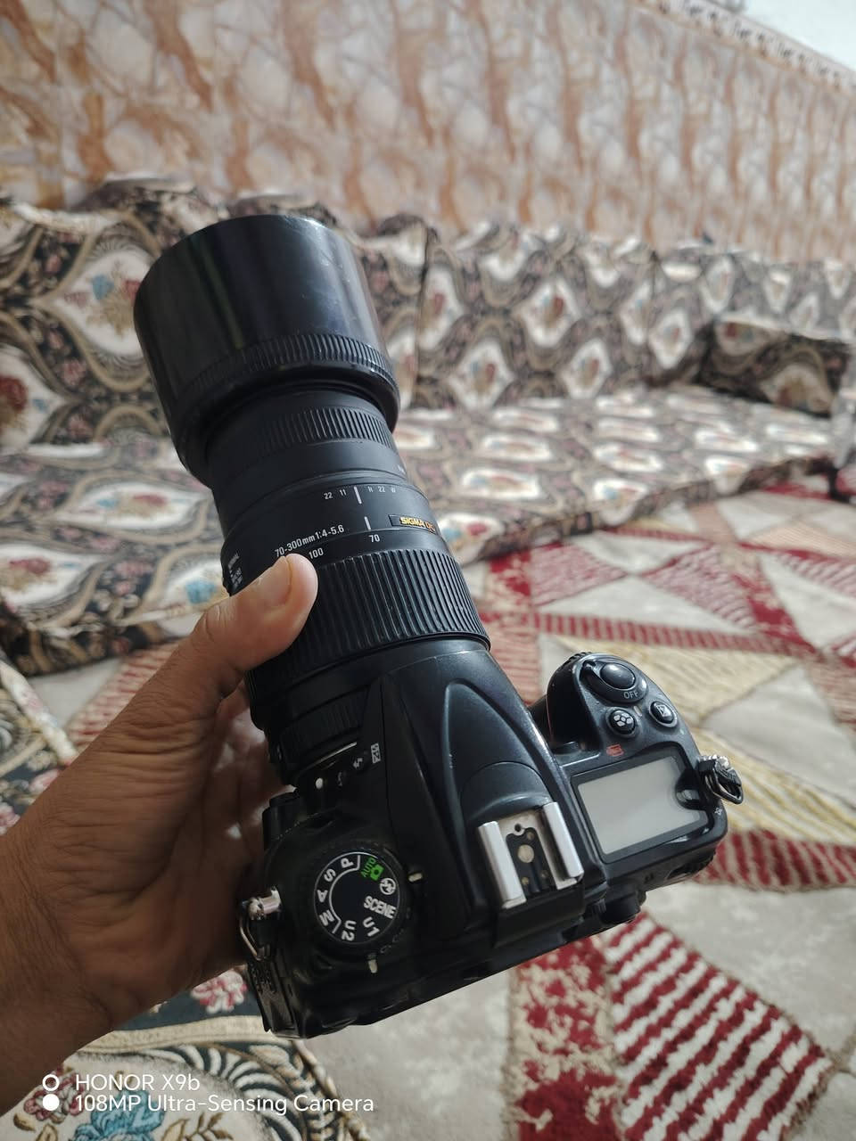 نيكون d7000 للبيع
مع زوم 70-300 وشاحنه وبطاريه وجنطه
ووكيبل نقل صور 
نضافة 90%
للبيع التفاصيل اكثر على الواتساب فقط
***********
