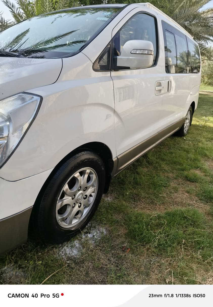 استاركس موديل 2013لبيع بيه صبغ اثر تكشير المتعارف عليه مكفوله من الضربة كفاله عامه تخم تاير جديد مكينه وكير واكسل جديد قطره بخار ما بيه السيارة خير من الله ما داخلة خط بعمره مكان السيارة بابل الطريق السريع بلقرب مطعم جنه الفرات الأوسط تبريد ثلج مابيه اي نقص السعر 165 وبيه مجال 
*********** غير متواجد على النت
