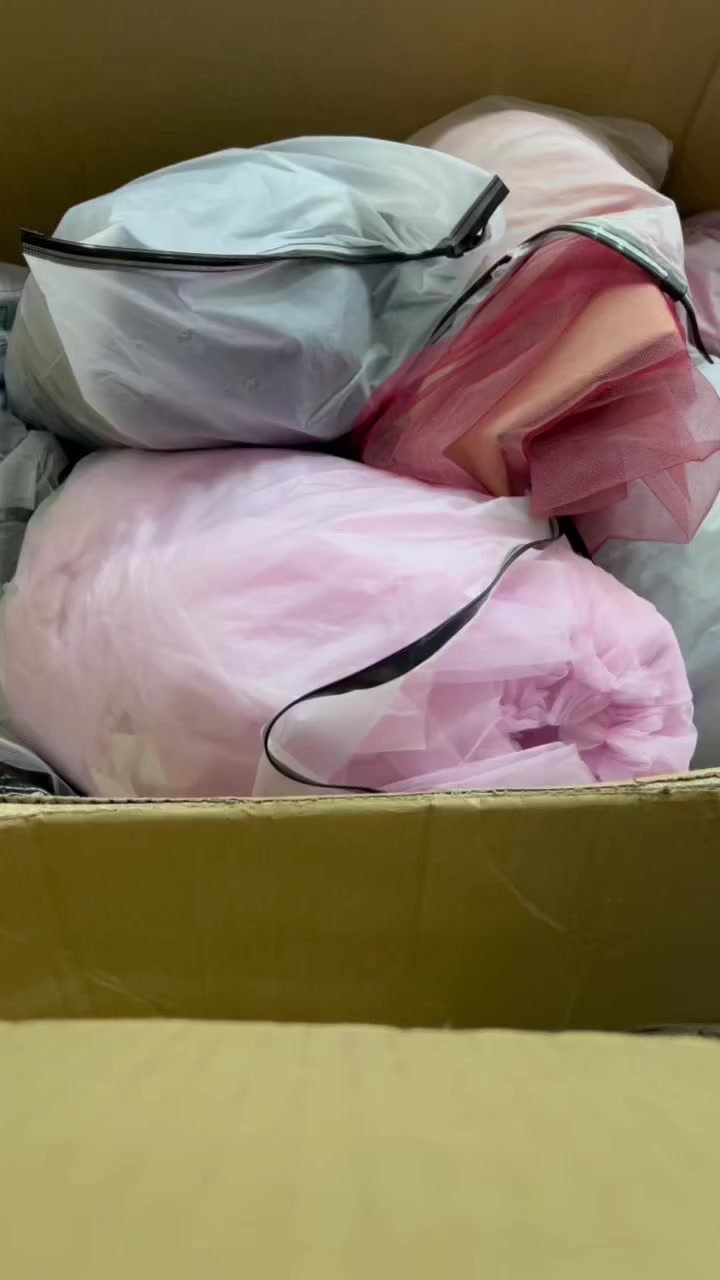 للبيع كارتونتين فساتين شي ان جمله


**إذا كنت صاحب هذا الإعلان وتريد حذفه لأي سبب، رجاءا أرسل رسالة إلى الدعم الفني**