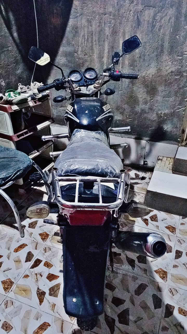 السلام عليكم دراجه هيوشه للبيع او مراوس موديل 2017 مكينه نشاط فول كهربائيات كامله شغاله صلف هندر بدون اوراق للبيع او مراوس للأستفسار (***********)
