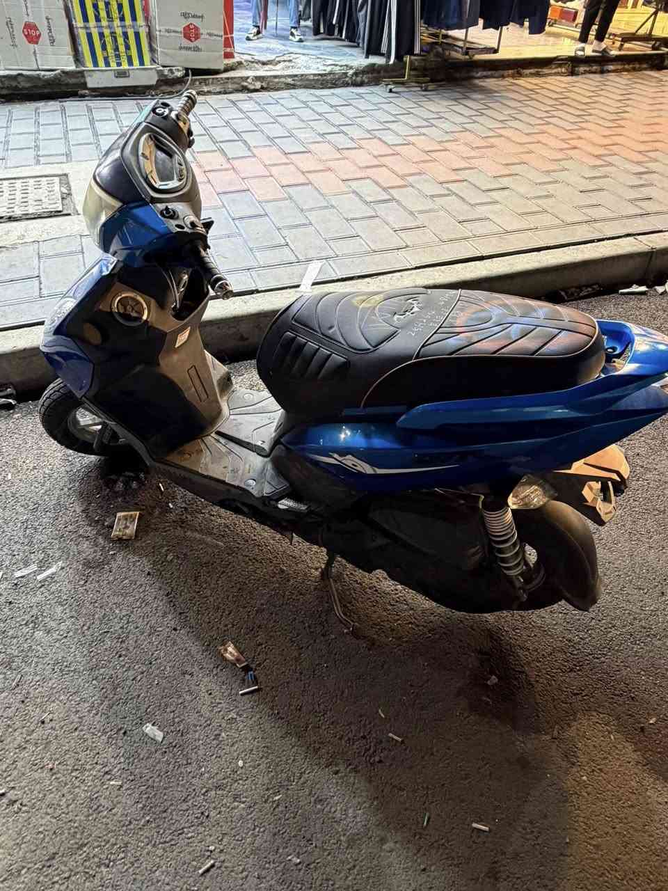 ⸻

🔴 للبيع دراجة GTR موديل 2016
الدراجة مال رمبة ومفولة

المكينة خرسه
الدراجه موضحه بالفديو ميحتاج احجي 
ماكو هيج نضافه بعد 
💰 السعر: 1,400,000 دينار
💬 بيها مجال قليل
📍 المكان: بغداد – ساحة اللقاء

اللي يريد يتواصل وياي خاص أو اتصال
الدلالين لا يتعبون نفسهم

***********
الموشراي ليتعبني
