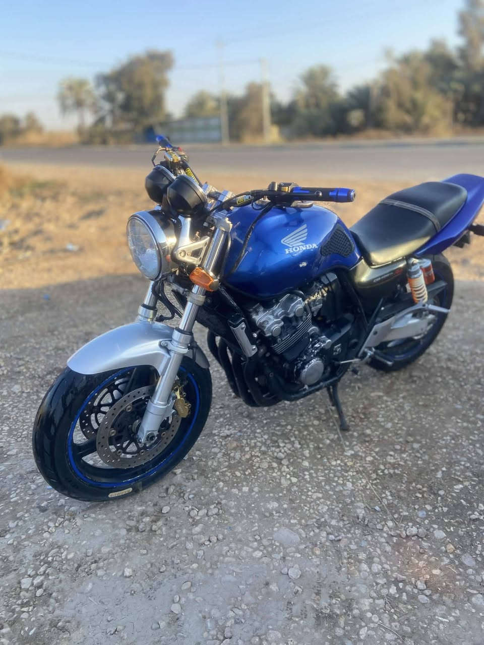 سلام عليكم 
CB400 هايبر16ولف
دراجه شوفت عينك نضيفه مكانه بابل مسيب 
دراجه بيه بس ورقتين..مكينته مبدل كير جديد 
دراجه صارف عليه ومبدل بيه غراض جدد 
سولفتلك شغلات المهمه لا تكلي شبيه ما بيه 
رايده مليون ونص وبيه مجال للشراي بس 
وشراي يتصل 
📞‏‪***********‬‏
📞‏‪***********‬‏
