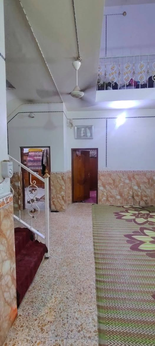 دار للرهن 200 متر حي ميسان قطاع 73 طابو صرف منطقة الشريط

يحتوي / 4 غرف نوم وأستقبال وصالة ومطبخ وصحيات وطارمة

سعر الرهن 50 مليون......D

للأستفسار *********** واتساب أيضاً موجود
