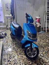 دراجة شحن • شاحن وبطاريات • حي الحسين