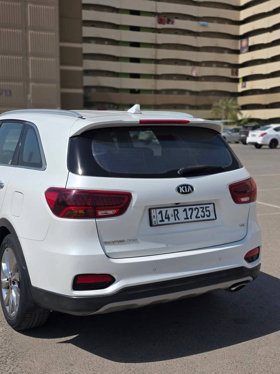 KIA Sorento 2020 خليجي
مواصفات 

حساس 360 

كامرة خلفية دوارة

مري شفط 

صندوق كهرباء 

شحن لاسلكي 

شاشة كبيرة تدعم Car play + خرائط العراق

بردات 

تبريد ٣ قطع 

7 راكب 

محرك v6 

4 تحكمات قيادة

بختصار السيارة فول عده الفتحة

كشنات جلد لون مشمشي الي واضح بالصورة تغليف علمود يحافض على الكشنات الاصلية

---------

نجي نسولف على السيارة

السيارة ماشية 100 كيلو

السيارة بدون قطرة صبغ 

سيارة كير محرك كهربائيات مكفول 

رقم بصره تحويل ثاني يوم من اي محافظة 

سيارة جديدة كلش بالعافية على الياخذها 

مكان السيارة بغداد بسماية

*********** متوفر واتساب او اتصال
