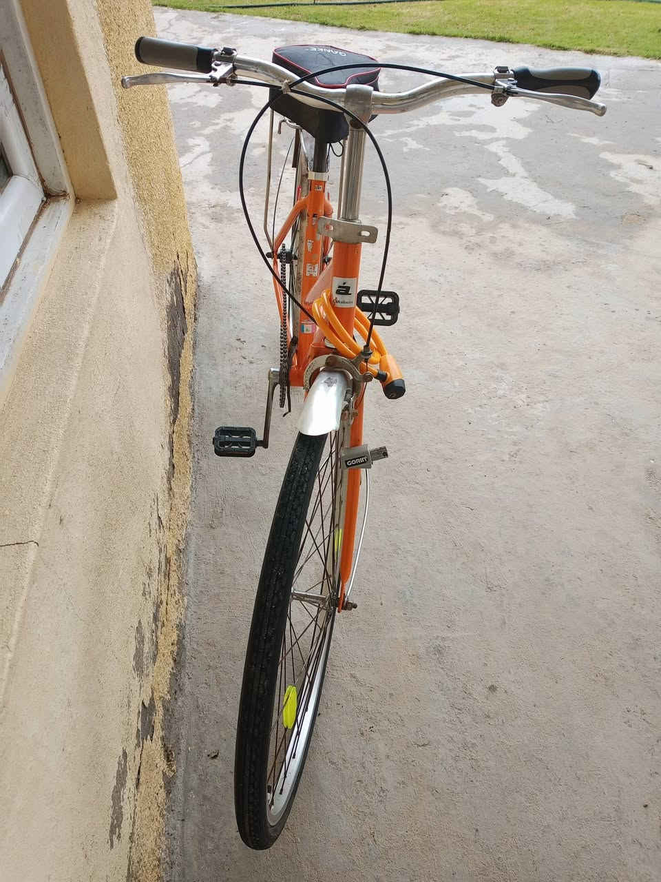 سلام عليكم بايسكل البيع كامل من كلشي تأخذه ربع ماتصرف سعر 80 بي مجال مكاني أبو غريب *********** ملاحظه رقمي بي واتساب
