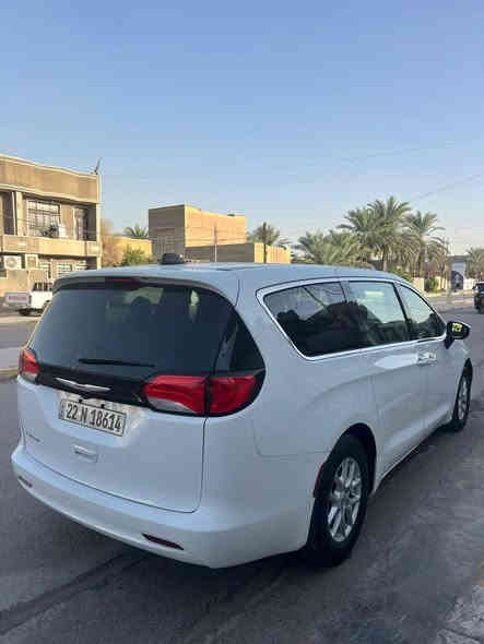 كرايسلر بسفيكا فيوجر موديل 2023 دخول جديد ترقيم جديد
محرك 6سلندر 3600 
ابواب كهرباء 
صندوك كهرباء 
تشغيل عن بعد 
ماشية 36الف 
سيارة جديدة جدا 
وارد امريكا حادثه موضح بالصور 
صبغ دعامية فقط + بارد بحافة البنيد وبارد بحافة الجاملغ الايمن 
شواصي دواخل مكفولة 
تبريد الشركة 
ايرباكات ضاربة دشبول وستيرن 
السيارة رقم اربيل بسمي 
مكاني بغداد 
السعر 240 ورقة 
للاستفسار ***********
