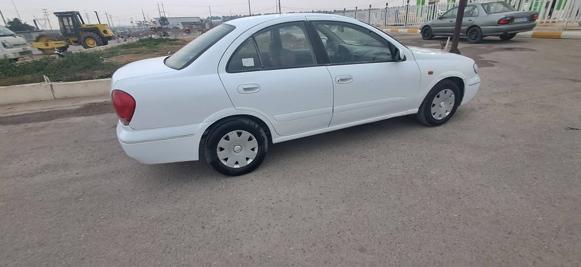 نيسان سني موديل 2009ياباني كير مكينه صدر سياره جاهزه صبغ جاملغ وبنيد وشويه من الصندوك بدون دواخل السعر 88مكاني الدوره ***********
