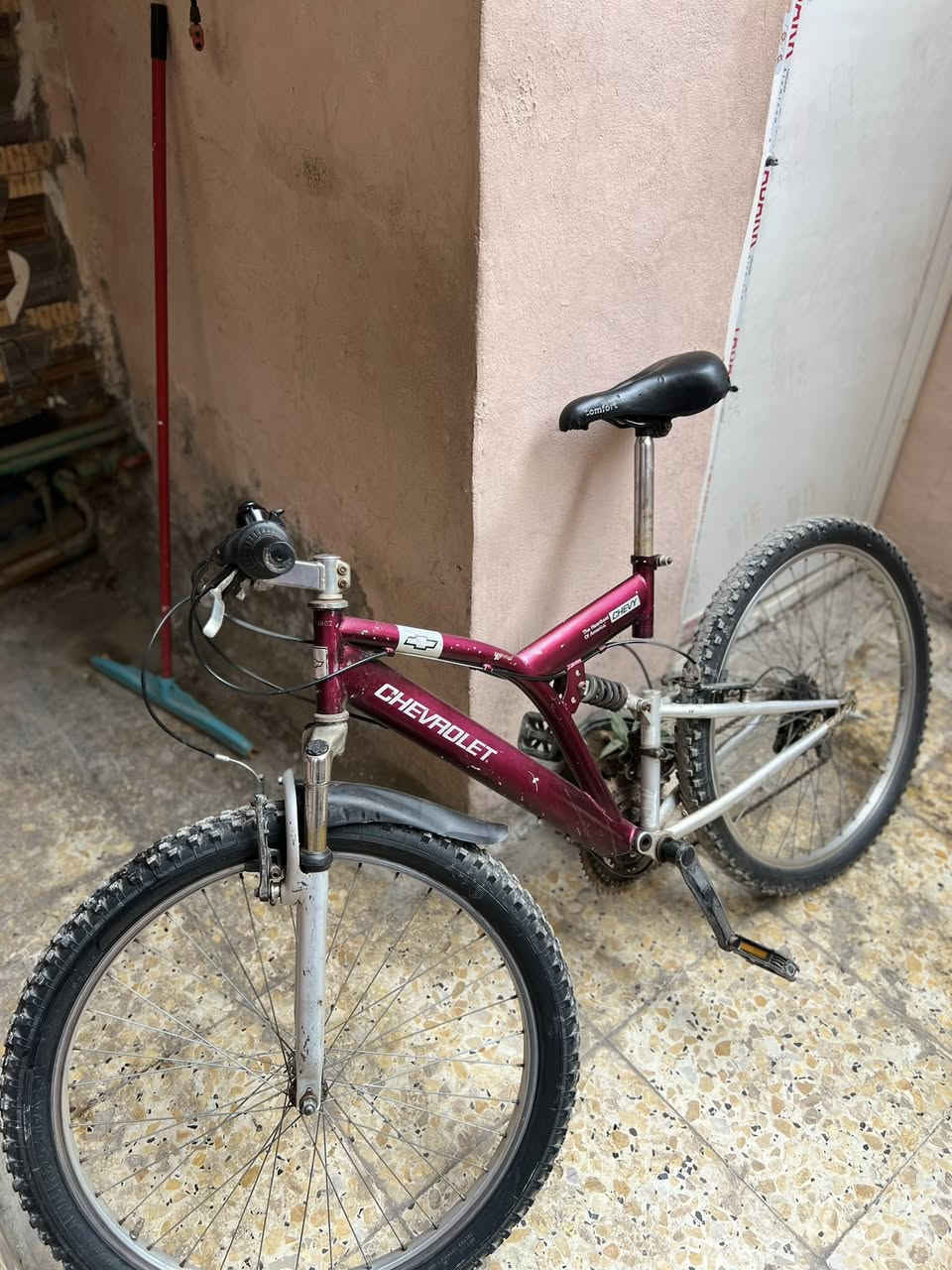 باله اصلي امريكي دبل امامي خلفي حجم 26سعر90بغدادبلديات


**إذا كنت صاحب هذا الإعلان وتريد حذفه لأي سبب، رجاءا أرسل رسالة إلى الدعم الفني**