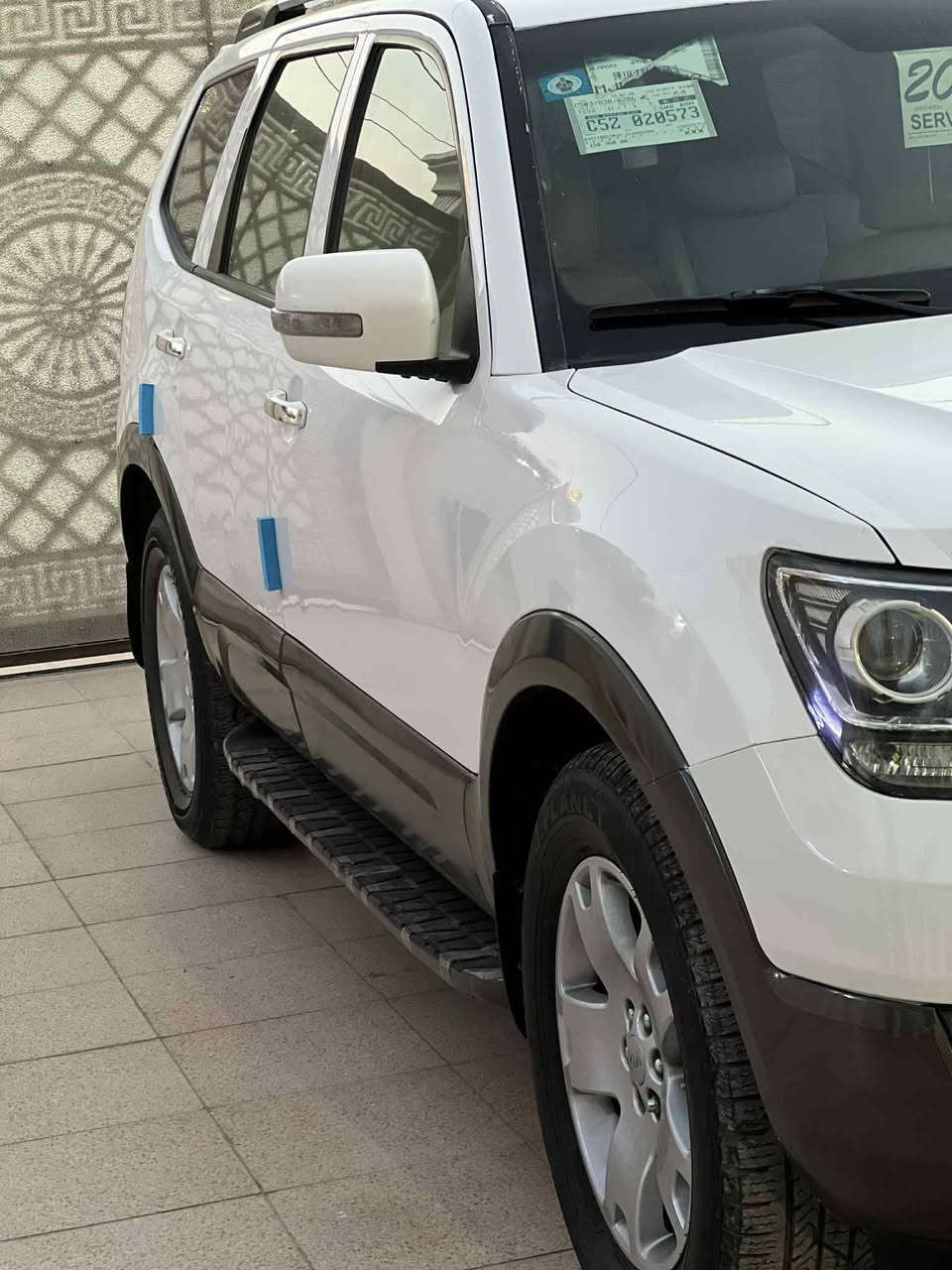 السلام عليكم موهافي 2012 رقم بغداد خليجي 
مكفوله من الصبغ والتبديل بيها بارد خفيف بالباب 
صدر تاير جديد السياره جاهزه من كلشي 
كير محرك جاهز 
فول ما عدا البصمه 

السعر 147 ورقه وبيها مجال 
عنوان بغداد 
***********
