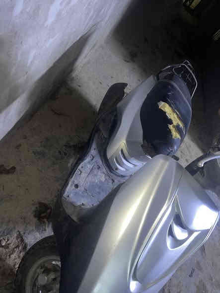 اكزز لبيع مجفته صار 10 أيام وبيه خشونه بالمكينه مكان كاظميه قرب كليه مدينة العلم *********** ب325 بيه مجال
