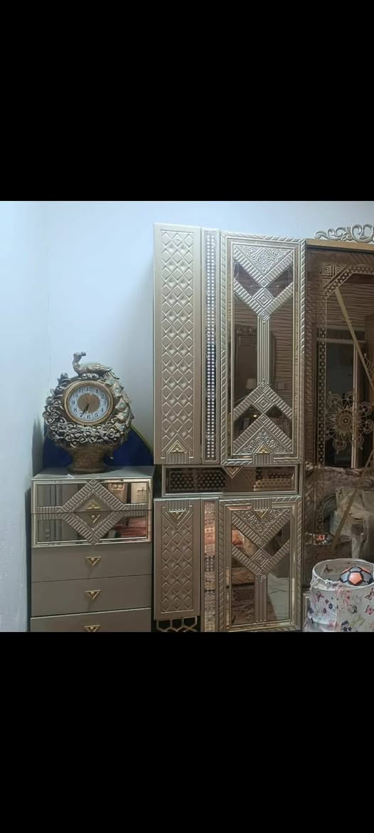 11 قطعه بسعر مناسب مستعجل ع بيع بسعر 400 بيها مجال ممتواجد ع فيس ع رقم اتصال   *********** ورقم ثاني  ***********
