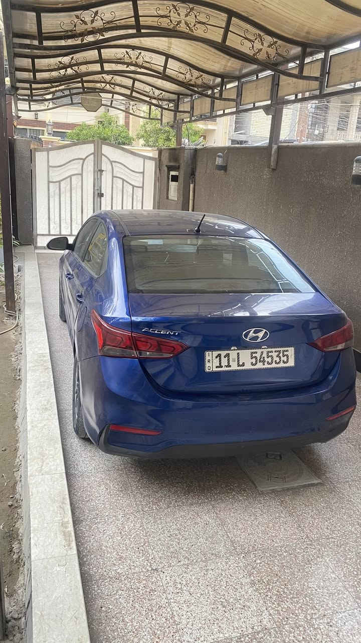 اكسنت ٢١ للبيع
محرك ١٦٠٠  مبدل بي كاز كيت 8 نوزلات 
كير et المرغوب 
صدر جديد 
تخم تاير جديد 
تبريد جديد 
لايت زنون 
صور الحادث بل منشور 

السياره بدون دواخل لا شاصي ولا لغد 
بدون تبديل اي قطعه بيها صبغ جاملغ امامي وبنيد 
وبيها بل عراق طخه بل جاملغ الخلفي الأيسر بارد ونصبغ نص الباب والجاملغ   السياره هزه جديده رقم جديد سنويه ٢٨ 
مكانها بغداد الدوره 
رقمي بي واتساب ليحب يتصل لمعرفة السعر 
***********
