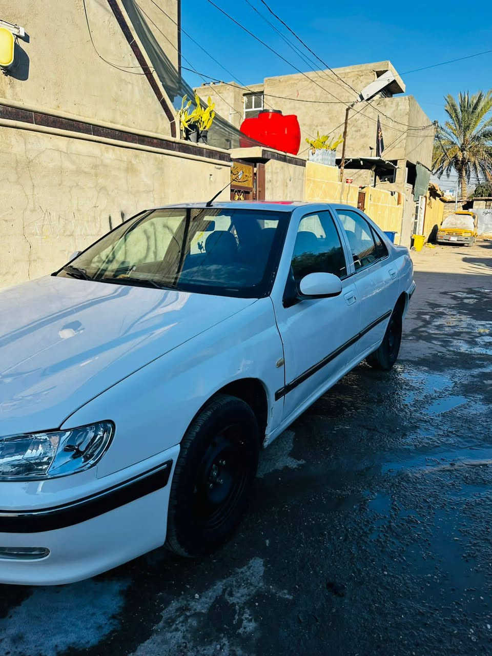 سلام عليكم بيجو 406
مكينه خير من الله صدر جديد تدفئه تبريد 
تخم تاير. نوزلات بلكلت عبوه كامله سياره دامه جديده
سياره بيهه بس البنيد طاير ومبل. وبيهه شبر بل باب السايق
ساره معوضه 45وبهه مجال
العنوان بغداد الشعله وتساب او تصال ***********
