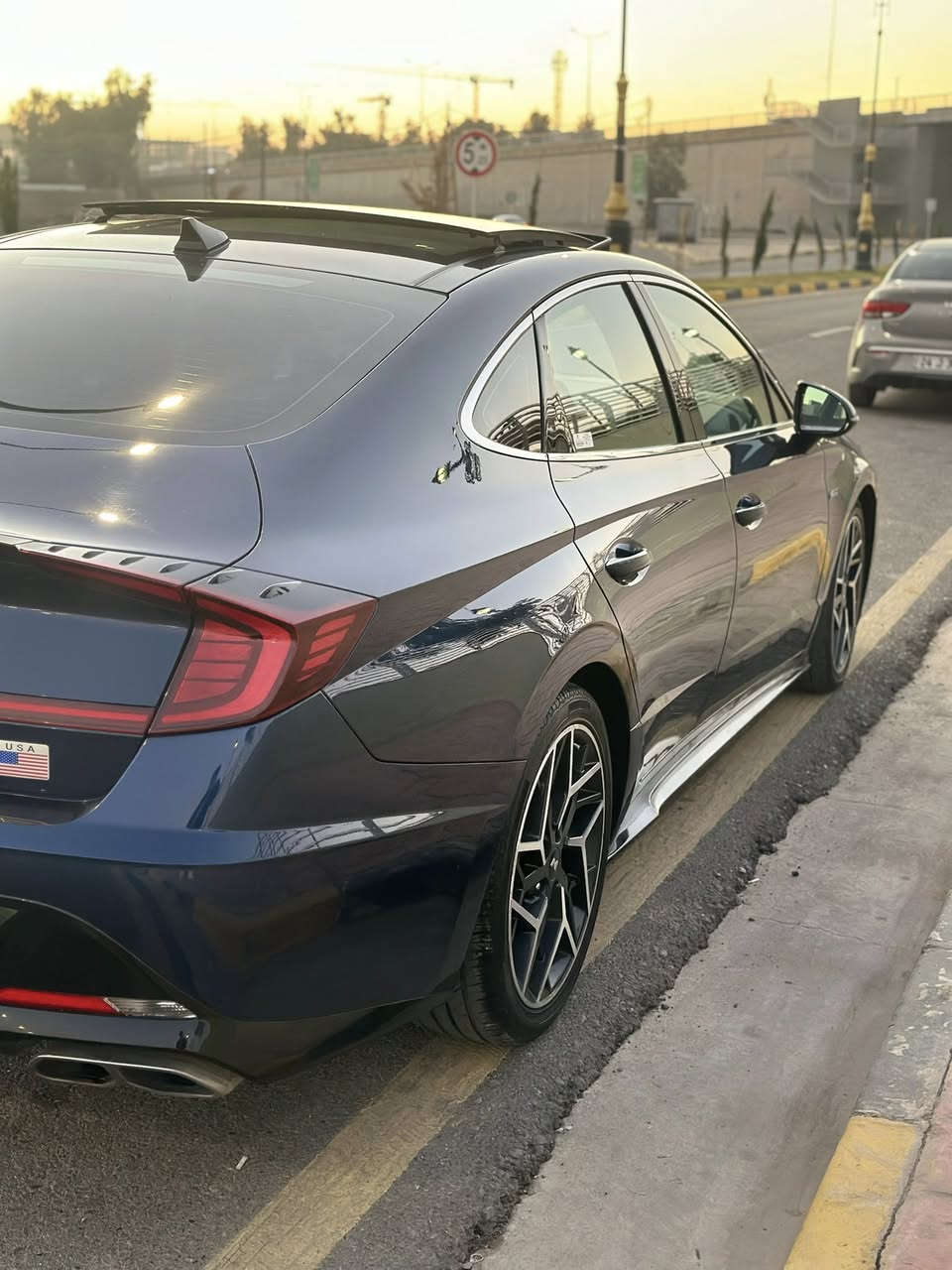 السلام عليكم
للبيع سوناتا N لاين 
محرك 2500 تيربو 
موديل 2021
ماشيه 34
موصفات معرفه بانوراما بصمه تشغيل عن بعد تحكمات ستيرن عشنات هيتر داخل تغيير اللون كشنات جلد كنتار رصاصي مختمه بشعار N قيادة ذاتية تحديد مسار نقطة عمياء رادارات امامي خلفي جانبي شاشه كبيرة الحجم لايت زينون وبعد بيها موصفات كلش اهواي 
حادثه جاملغ مبدل نفس اللون وبيها بارد بل جاملغ الخلفي السيارة بدون صبغ
مكان السيارة موصل 
رقم ***********
