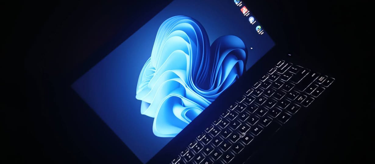 لابتوب للبيع DELL يشغل العاب خفيفه يفيد اصحاب المدارس أو مكتبي حسب استخدامك
المواصفات

 موجودة صورته 

Dell Inc. 1.5.1, 21

الشاحنة إصلية ويندوز 11 اصلي استخدام قليل

مكاني الموصل اذا شراي اكتب ب التعليقات تم واراسلك خاص

السعر 200

اذا عندك سوأل اسأل ب التعليقات


**إذا كنت صاحب هذا الإعلان وتريد حذفه لأي سبب، رجاءا أرسل رسالة إلى الدعم الفني**