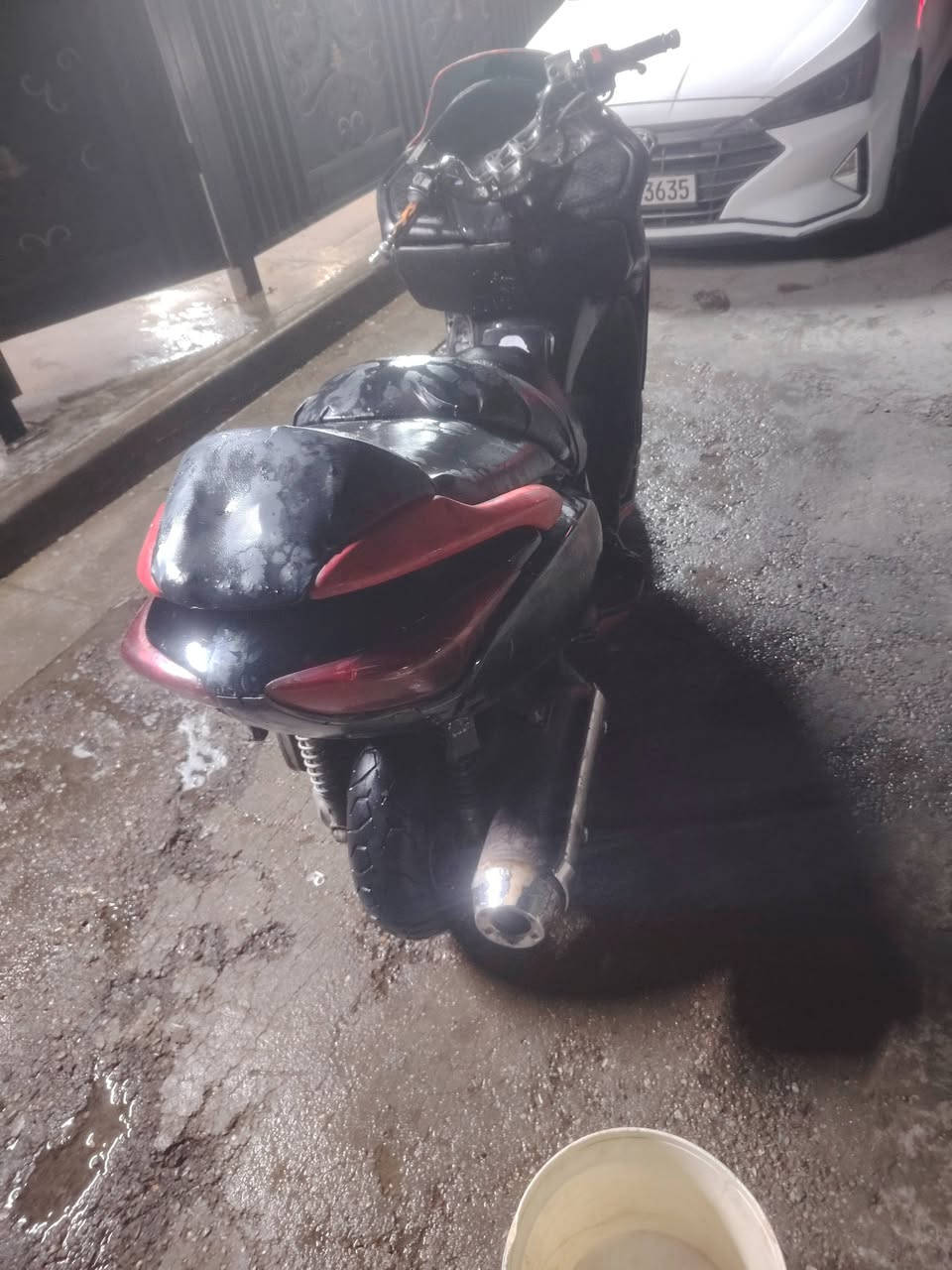 سلام عليكم من ارخص الدمن دراجة فورزة بصمة محرك خير من الله   لا تبخير ولا تنقيص   جناي مستعجل علا بيع سعر500مكاني بغداد شعب ***********كفرات يحتاج ترتيب لايت زنون حماوة كليو متر رون كلة شغال
