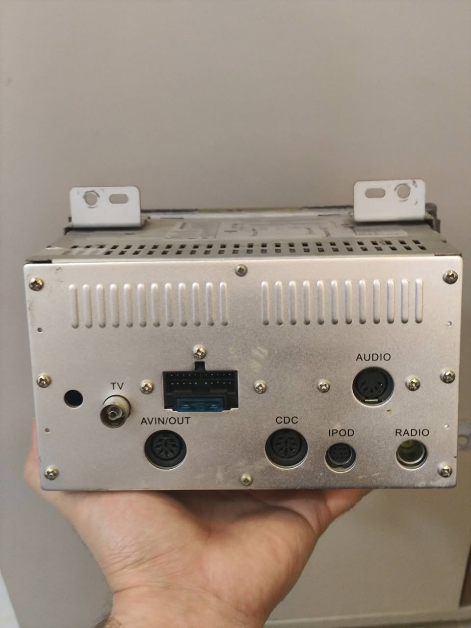 مسجل سنتافي (أصلي)
العنوان: شاشة ومسجل هيونداي سنتافي أصلي (وكالة)
الحالة: مستخدم (أصلي مفسوخ من سيارتي سنتافي موديل 2010
الملاحظات: القطعة أصلية مو تجاري، بيها البلوتوث وكامل المواصفات. بيها شخط أو كسر بسيط جداً بالزاوية (موضح بالصور) جنت مكلع مكان usb مناك وما يأثر على الشغل نهائياً. قطعة نادرة للأشخاص اللي يدورون شد بلاد.
السعر: 45,000 دينار عراقي (قابل للتفاوض البسيط).
الموقع: كركوك و اكو توصيل اذا انت برة كركوك


**إذا كنت صاحب هذا الإعلان وتريد حذفه لأي سبب، رجاءا أرسل رسالة إلى الدعم الفني**