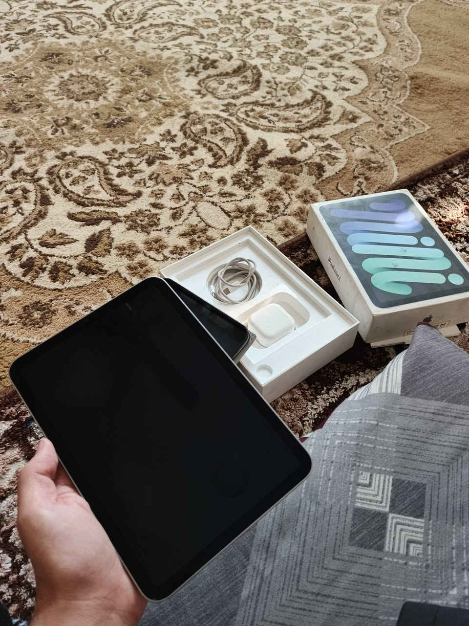 وحش الالعاب ايباد مني7 لوك جديد بحاله الوكاله ذاكره 256 بطاريه93 زلغ ممزلوغ استعمال بيت غراضه كامله الاصليه مالته + حافظه هديه السعر575 وبي مجال للطيبين مكاني بغداد فلكه حي النصر رقمي***********
