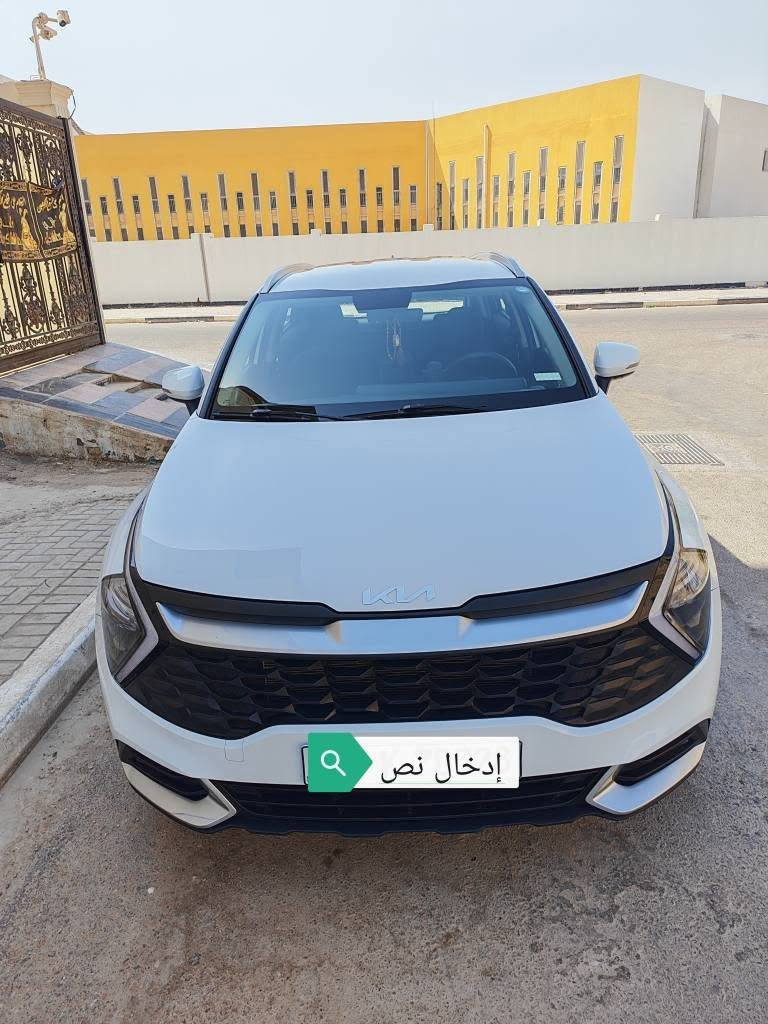 السلام عليكم 
كيا سبورتاج 2023 رقم اربيل السيارة مكفوله وجديده ماشيه 33 الف 
مواصفاتها محرك2000 ويل كب كروم وتشغيل عن بعد وحساسات وكامره وشاشه كبيره السيارة جديده ومابيها نقص
السعر 215 ورقه 
للاتصال *********** البصرة, العراق
