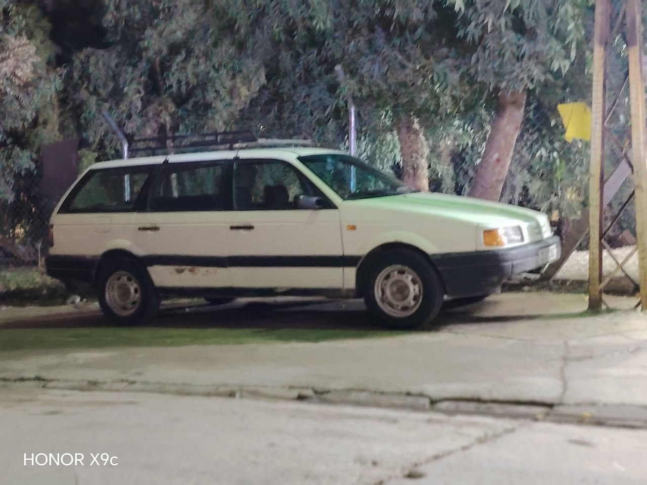 باسات للبيع ***********
