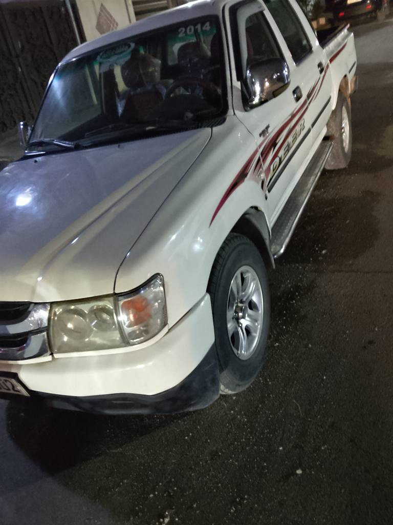 بيك اب صيني 2014 محرك جديد ماشية 164 عنابر بريك كليج كهربائيات كله جديد تايرات خمسة كروم جبلي محرك مامفتوح بيه دفتر بانزين مشروع وطني صاحبها الشرعي بكركوك شرط التحويل ترايها 180 بدون صبغ وبدون حادث او بارد ..سيارة حيل حلوة وبيها مجال للشراي.مكانها كركوك حي الواسطي. كركوك, العراق


**إذا كنت صاحب هذا الإعلان وتريد حذفه لأي سبب، رجاءا أرسل رسالة إلى الدعم الفني**