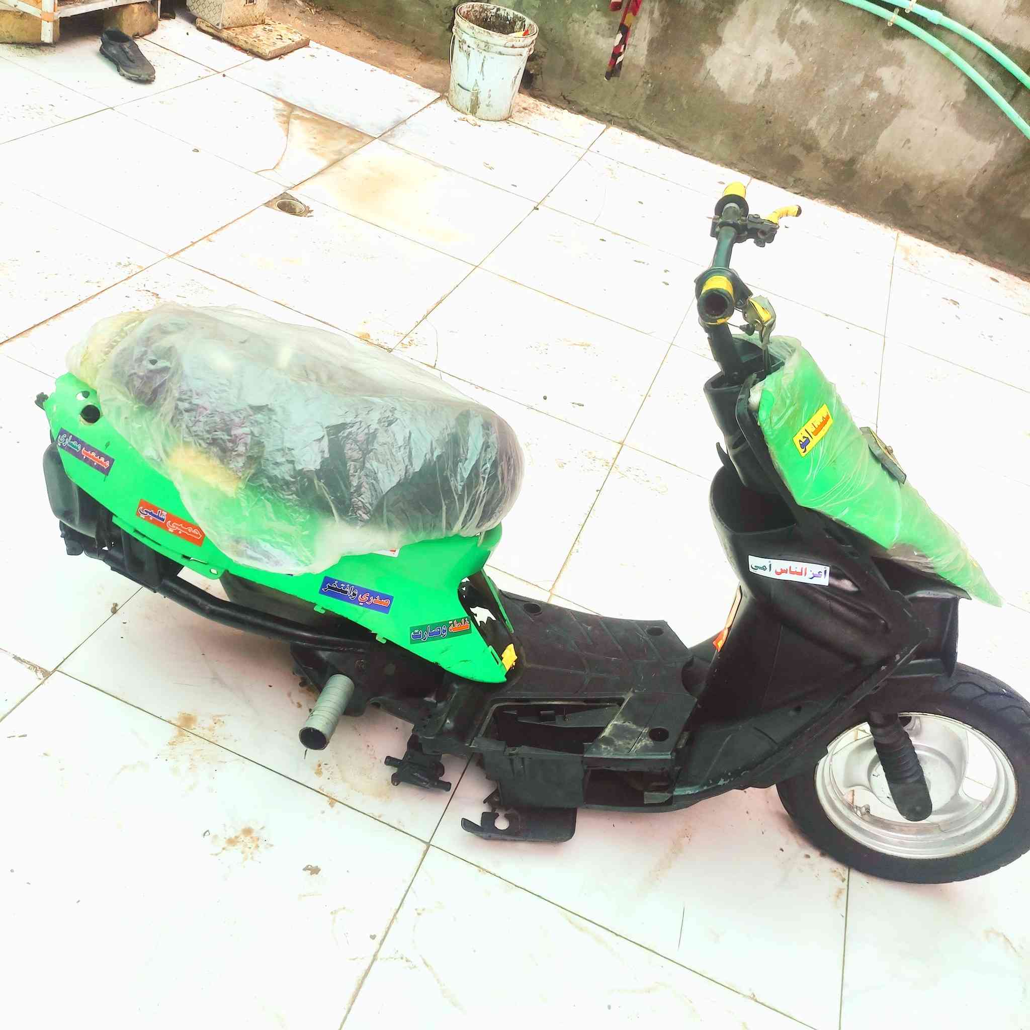 السلام عليكم دراجه تسعاللبيع حلوه نضيفى عوزهابس مكيناجيب وشد السعر90 وبيها مجال المكان بصرة ابوالخصيب رقم الواتساب ***********
