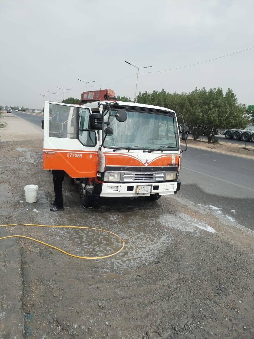 سلام عليكم فوزه مربع مكينة 14 عادي
3 طن كرين فطر بشمعه مضروب باج بسنوية ما مذكوره كرين سيارة جاهزة للعمل بدي حدادية جديدة سنوية لغاية 2027     هاتف ***********
