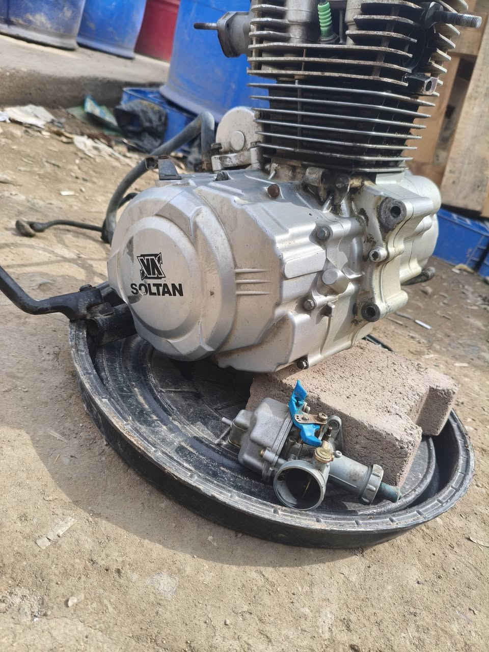 سلام عليكم محرك صلطان للبيع ستوتا 
‏‪0787 131 3038‬‏
125السعر
