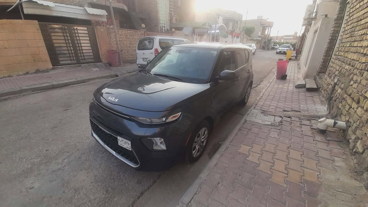 السلام عليكم مكلف بالنشر كيا صول موديل ٢٢ رقم واسط تحويل مباشر كلين تايتل السياره بالكوت مركز المدينه السعر ١٥٨$ ***********
