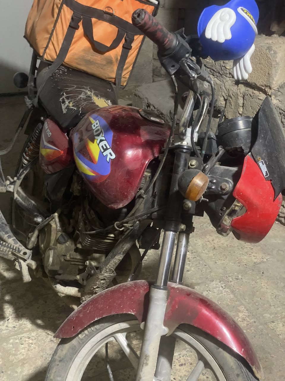 دراجه للبيع عطلانه عطلانه ماعرف شنوً عطله متروكه دراجه للبيع اوً امراوس سعره ٤٥٠ وبيه مجال مكاني بغداد الحسينية مال راشديه ***********
