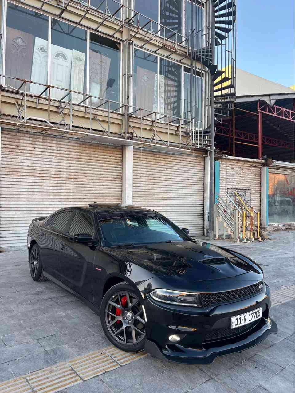 سلام عليكم جارجر دايتونه مديل 2018 مكينه5700  اصل وارد امريكي حادث كلش بسيط الجاملغ الامامي الايمن مبدل اصلي 
بدون شاصي بدون لغد حته العرضانيه 
بلاديه وحته الراديترات بلاديه وباقي السياره كفاله مكنيه وكير وحداديه واكسل مكفولات
موصفات السياره فول 1/1 ✅
1/ فحته سقف 
2/ ستيرن كهرباء وخزن ميموري
 3/ كشنات كنتاره تدفئه وتبريد كهربائيات 
4/ شفتات ستيرن 
5/ شاشه كاربلاي وكامره خلفيه
6/ ويلكب حجم 20 اصلي 
7/تشغيل عن بعد
8/ كت SRT بلاد 
السياره عليه تزويد عليه برمجه سيفتي 
كاجكان اصلي عليه تفريغ ولف حماوه
رينسنك وعليه دبل فان خليجي عليه
شوته رياضيه بلاد السياره كلش جديده
ماناقصه برغي ماشيه 100 ميل حقيقي
السياره رقم بغداد مشروع وطني شرط التحويل 
السعر 215$
مكاني البصره📍
الاستفسار *********** البصرة, العراق
