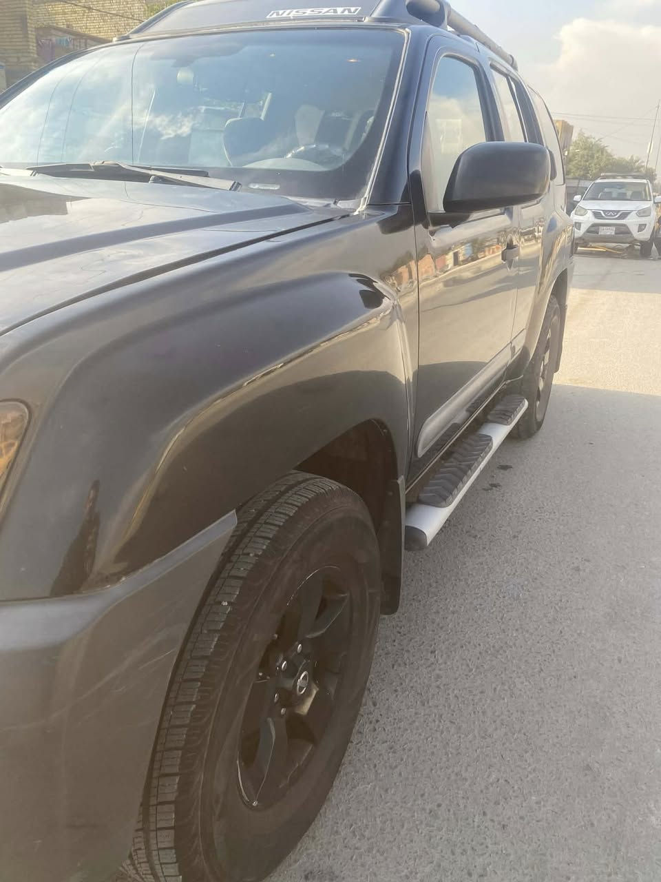 السلام عليكم سياره نيسان اكستيرا 2011 كير مكينه شرط دفع رباعي لوك كير بيه بيه قطعتين صبغ بدون ضربه ولا معجون للجماليه كلير فقط ***********
