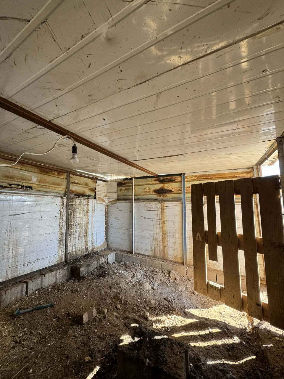 قەفەزی پەلەوەر بۆفرۆشتن بەبرووغو دەبەسترێت سەری بەپەناڵە  وە لاکانی پەناڵە  سێ بەسێیە 180بەرزە رانية, السليمانية


**إذا كنت صاحب هذا الإعلان وتريد حذفه لأي سبب، رجاءا أرسل رسالة إلى الدعم الفني**